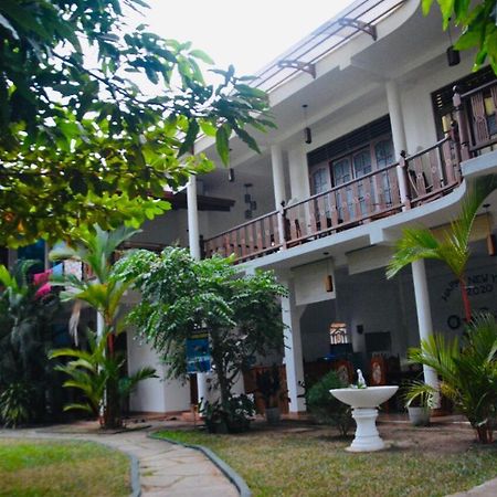 Mermaid Inn Mirissa Luaran gambar