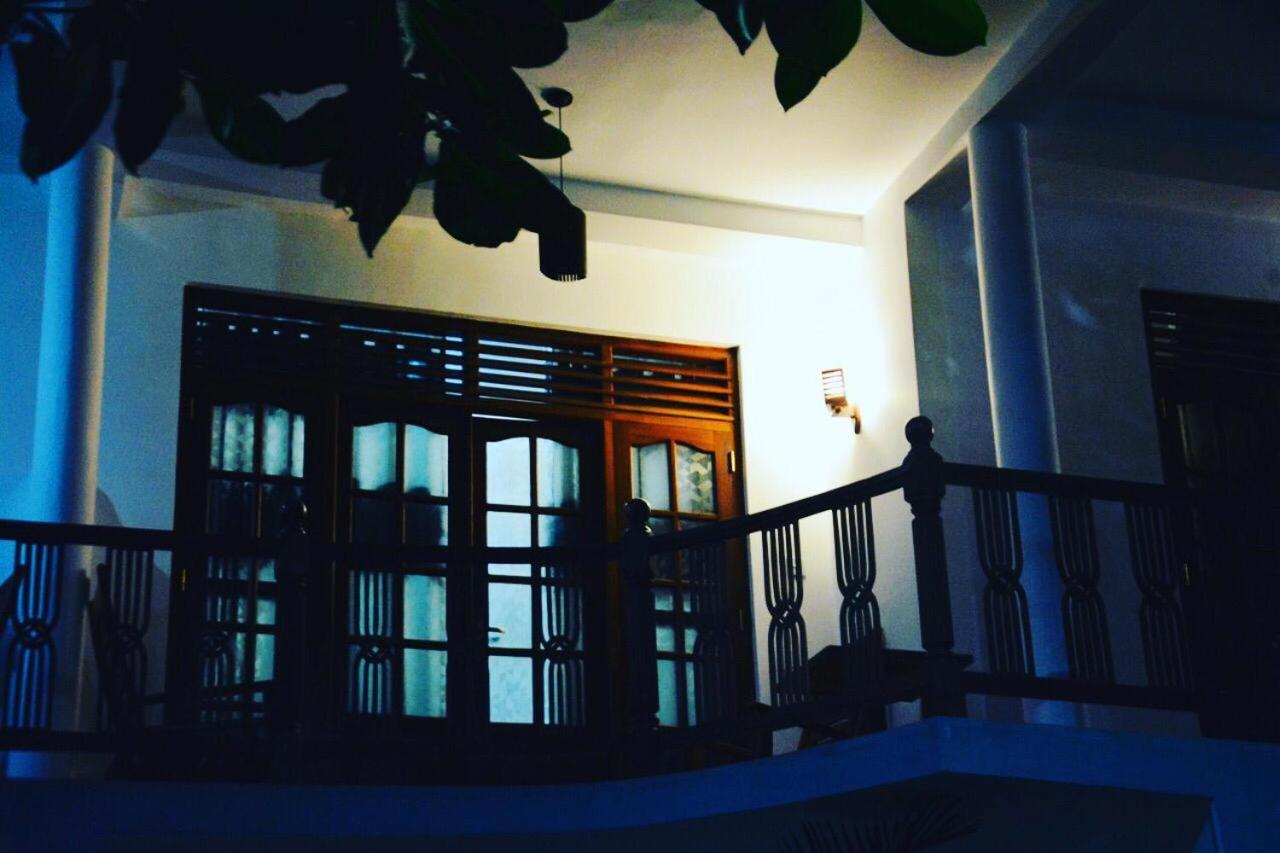 Mermaid Inn Mirissa Luaran gambar