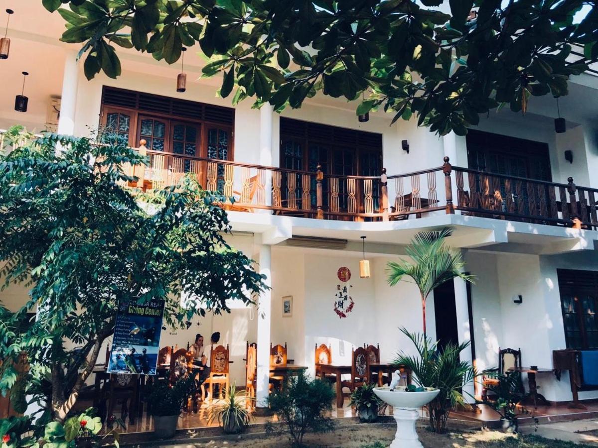 Mermaid Inn Mirissa Luaran gambar