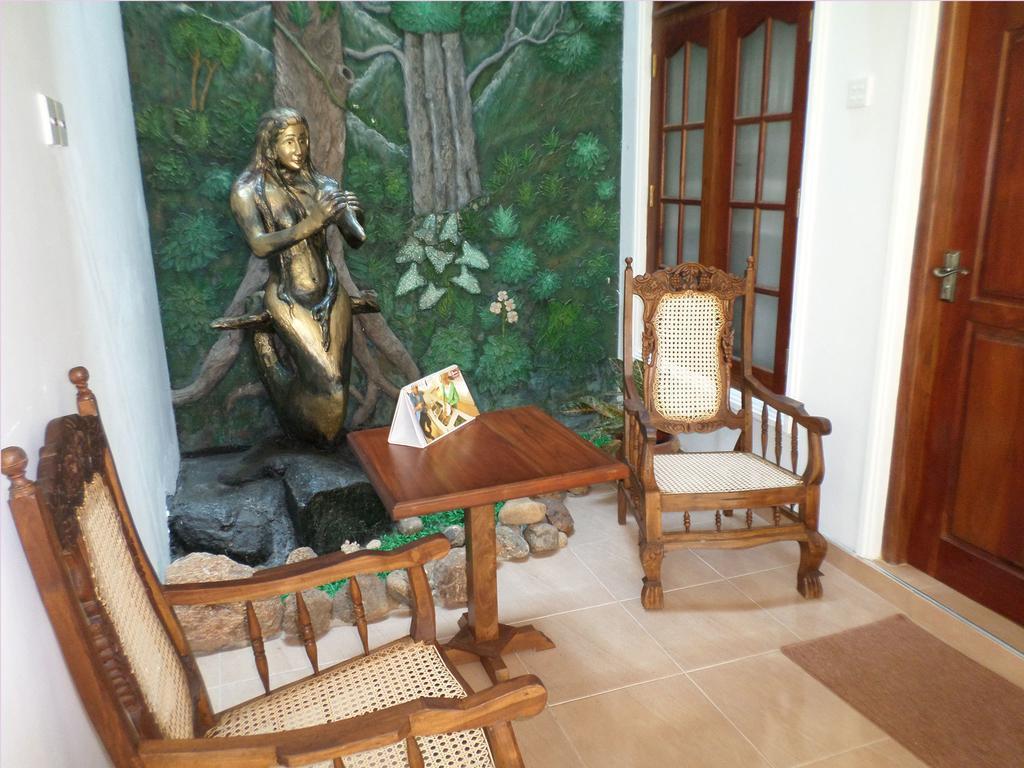 Mermaid Inn Mirissa Luaran gambar