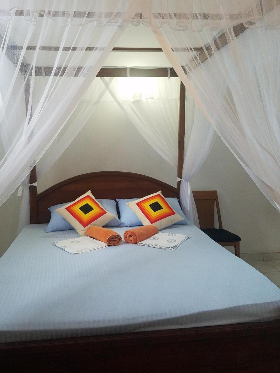 Mermaid Inn Mirissa Luaran gambar