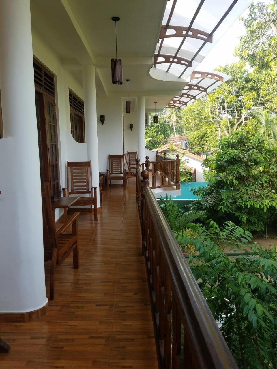 Mermaid Inn Mirissa Luaran gambar